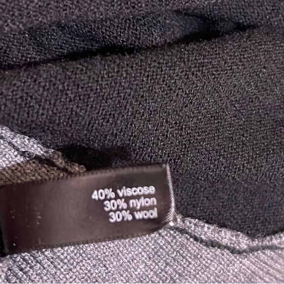 The Limited top career wool blend 3/4 sleeve black gray Large - Picture 8 of 8